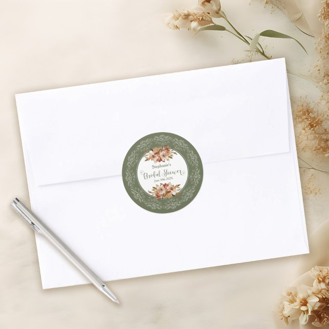 Sticker Rond Mariage de Peach aquarelle floral douche Sauge ver (Peach Watercolor Floral Bridal Shower Sage Green Classic Round Sticker - Bride's Name and Date)