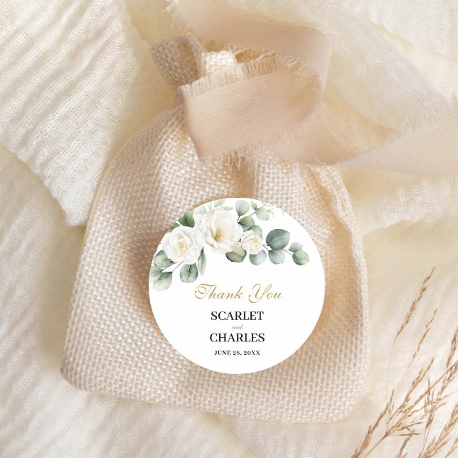 Sticker Rond Mariage Floral de Verdure de Rose Blanche d'Eucaly (Eucalyptus white rose sticker adds elegant charm to wedding favors and gift packaging.)