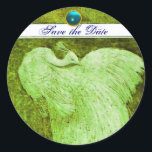 Sticker Rond MARIAGE LOVE PEACOCK blanc vert bleu aquamarine<br><div class="desc">Design élégant et élégant avec une pierre 3d gem, facilement personnalisable avec vos initiales et votre texte, développement graphique numérique par Bulgan Lumini .Facile à customiser avec votre propre texte pour toute occasion comme enregistrer les cartes de remerciements / , douches nuptiales, anniversaires, fêtes, douches fiançailles, ou à peu près...</div>
