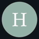 Sticker Rond Mariage Monogramme vert Sage simple<br><div class="desc">Autocollant de mariage simple mais élégant avec votre monogramme dans une police serif blanche sur un arrière - plan vert sage. Les couleurs de l'arrière - plan et de la police peuvent être changées en n'importe quelle couleur que vous souhaitez. Un design simple et sobre qui se révèle tout de...</div>