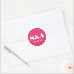 Sticker Rond Mariage rose vibre Super rétro<br><div class="desc">sticker mariage abstrait coloré Retro art personnalisé. Rose et blanc vif. Cet autocollant est facilement modifiable. Si vous avez besoin d'aide pour la personnalisation de ce produit ou si vous avez besoin de plus de produits correspondants pour cette collection,  envoyez-moi un message aimable via Zazzle.</div>