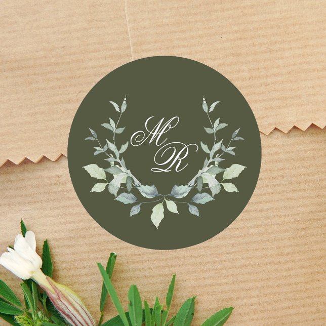Sticker Rond Mariage Vert Monogramme Classique Personnalisé (Elegant wedding green sticker template.)