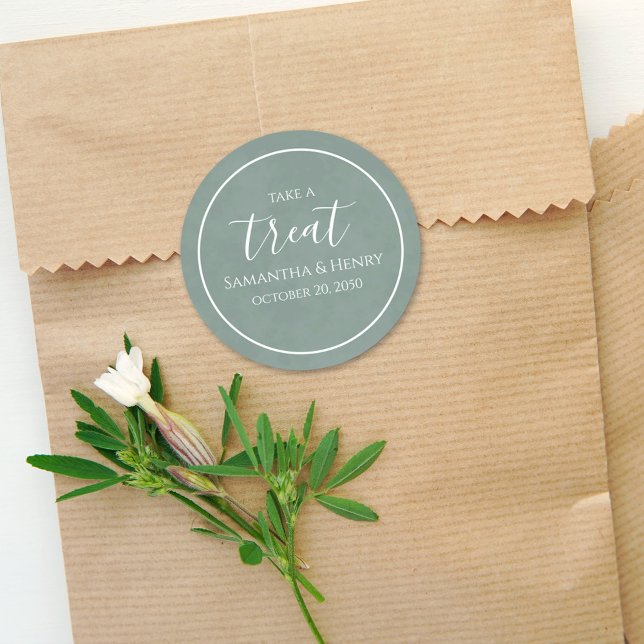 Sticker Rond Mariage Vert Simple Calligraphie Script Treat (Créateur téléchargé)