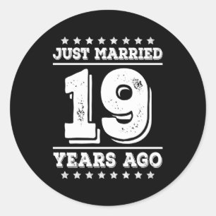 Sticker Rond Marié Il Y A 19 Ans 19E Mariage