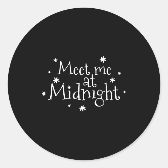 Sticker Rond Meet Me At Midnight New Year 2026 Romantic Countdo (Devant)