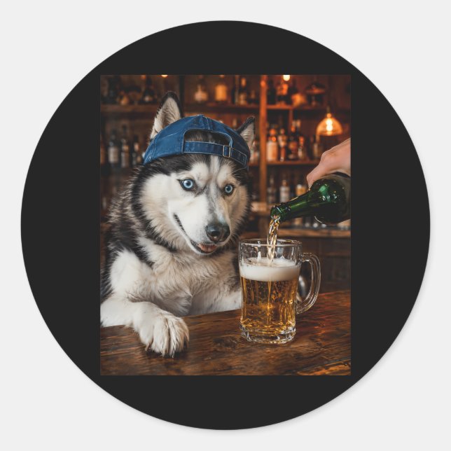 Sticker Rond Mème de chien drôle de Husky sibérien buvant de la (Devant)