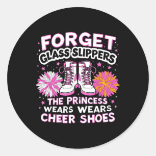 Sticker Rond Menagère La princesse porte des chaussures de pom-