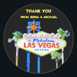Sticker Rond Merci Las Vegas Couples<br><div class="desc">Les autocollants de remerciement personnalisés de Las Vegas sont parfaits pour les scellés d'enveloppe. Le design comprend le célèbre panneau d'accueil.</div>