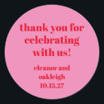 Sticker Rond Merci personnalisé Mariage moderne rose gras<br><div class="desc">Typographie en gras Bright Rose et rouge moderne Mariage Custom Merci Classic Round Sticker</div>