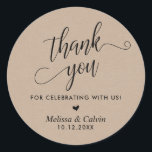 Sticker Rond Merci pour célébrer avec nous, Mariage<br><div class="desc">Merci pour fêter avec nous,  Sticker rond Mariage classique,  dans le thème kraft marron chalet.</div>