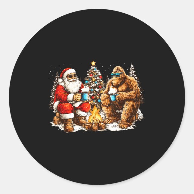 Sticker Rond Merry Squatchmas Santa Bigfoot Campfire Mens Boys  (Devant)