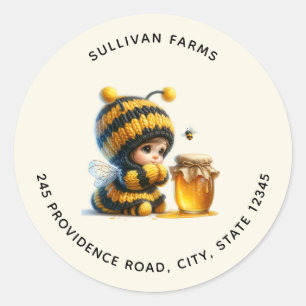 Sticker Rond Mignonne fille en costume d'abeille avec Honey Adr