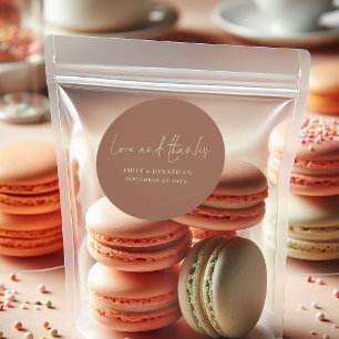 Sticker Rond Minimaliste Soft Brown Love Merci Noms Mariage