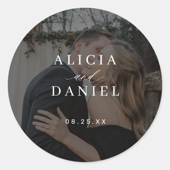 Sticker Rond Modern elegant bride groom name date photo wedding (Devant)
