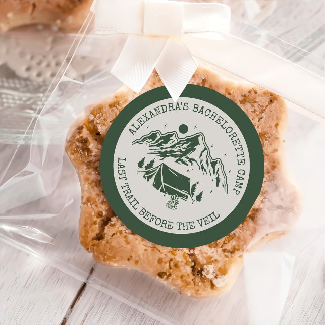 Sticker Rond Moderne Simple Camping Week-end Bachelorette Party (Créateur téléchargé)