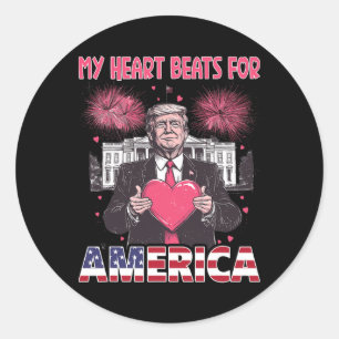 Sticker Rond Mon cœur bat pour l'Amérique Trump Saint-Valentin 