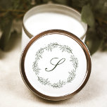 Sticker Rond Monogramme Olive Green Wreath Classic Script Maria<br><div class="desc">Cet élégant autocollant de mariage comporte une couronne d'art botanique vert olive. Personnalisez-le avec votre monogramme initial en écriture vert olive classique.</div>