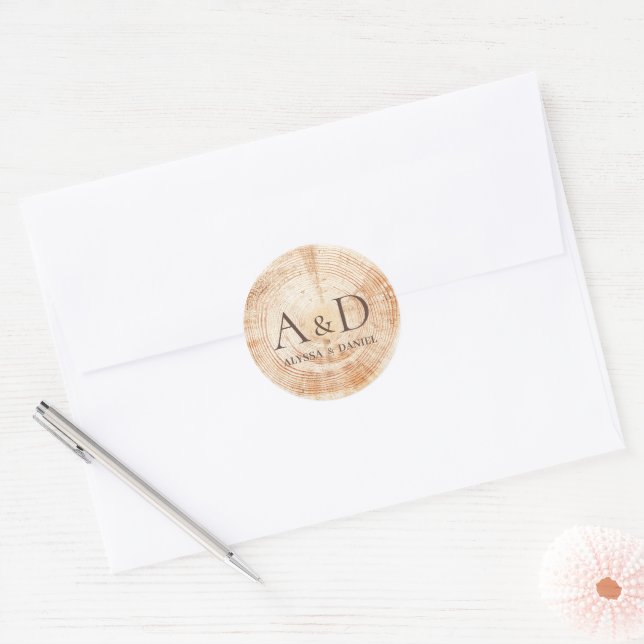 Sticker Rond Monogramme Rustique Mariage Bois Slice Custom (Enveloppe)