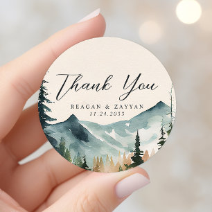 Sticker Rond Montagnes Aquarelles et Pins Mariage Remerciements