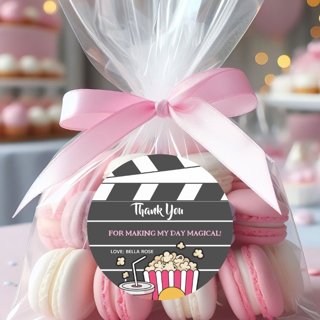 Sticker Rond Movie Night Birthday Party For Girls (Créateur téléchargé)