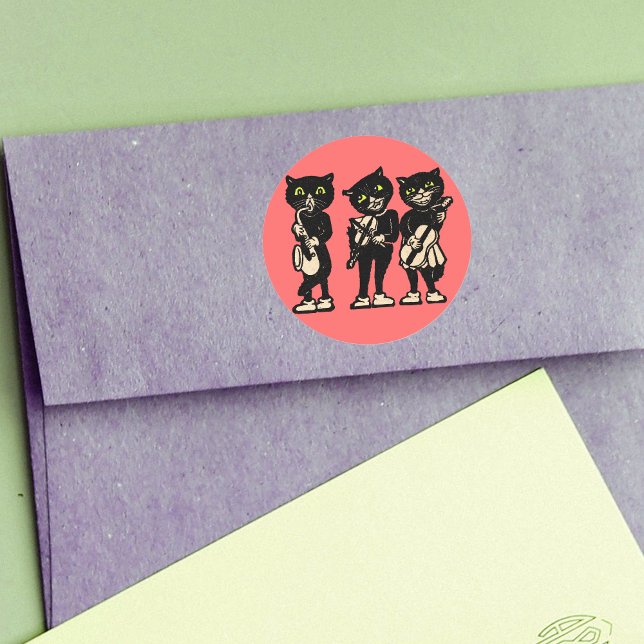 Sticker Rond Musicien Vintage Chats noirs (Three black cat musicians playing music on bright salmon colour round stickers.)