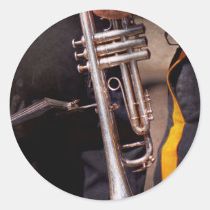 Sticker Rond Musique - Trompette - Orchestre de police en march