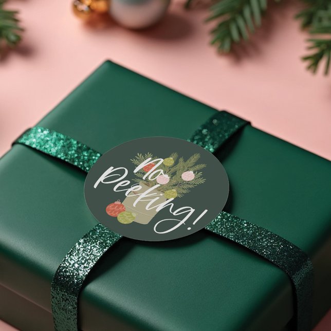 Sticker Rond No Peeking Festive Rustic Foliage Ornament Vert (No Peeking Festive Rustic Foliage Ornament Green Classic Round Sticker)