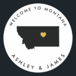 Sticker Rond Noir d'or d'étiquette d'autocollant d'accueil de<br><div class="desc">Employez cet autocollant pour marquer les sacs bienvenus ou pour traiter des boîtes pour le votre hors des invités d'hôtel de ville,  et accueillez-les au Montana.</div>