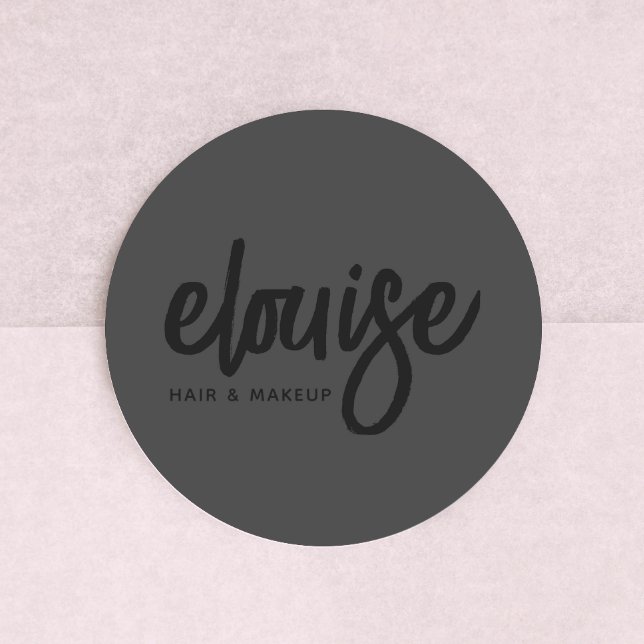 Sticker Rond Noir sur Noir Moderne Brush Script Beauté Business (Créateur téléchargé)