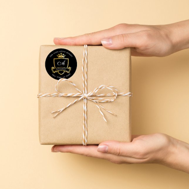 Sticker Rond Nom du monogramme Gold Crown Royal RSVP Adresse de (Créateur téléchargé)