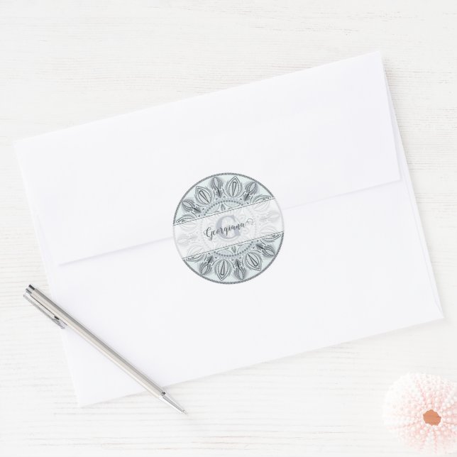 Sticker Rond Nom personnalisé Harmonie Florale Gris Monotone Ma (Enveloppe)