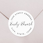 Sticker Rond Noms de couple de calligraphie Adresse de mariage<br><div class="desc">Étiquettes d'adresse de retour circulaires conçues sur mesure avec les noms personnalisés du couple/mariée et du marié en calligraphie manuelle moderne. Idéal pour décorer les enveloppes de mariage,  les cadeaux,  les faveurs,  les annonces de nouvelle maison,  et plus encore !</div>
