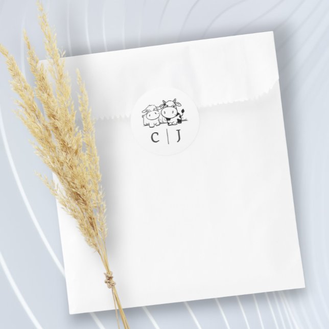 Sticker Rond Nous Dirons Que Je Moo Vache Mariage À Thème (We Will Say I Moo Cow Themed Wedding Classic Round Stickers from Ricaso. For favors/envelope seals)