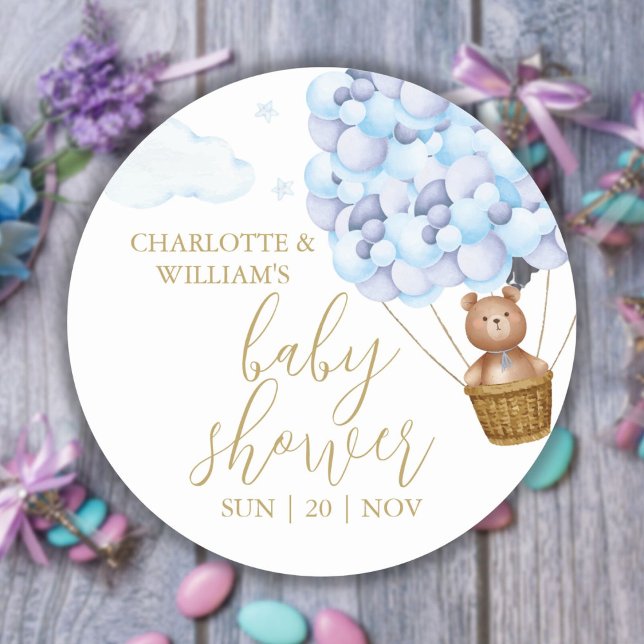 Sticker Rond Nous pouvons à peine attendre Teddy Bear Blue Baby (We Can Bearly Wait Teddy Bear Blue Baby Shower Classic Round Sticker)