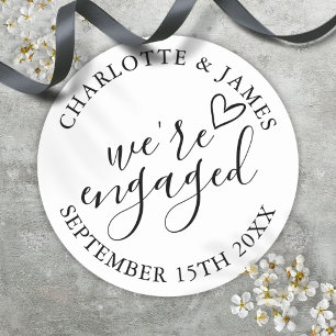 Sticker Rond Nous sommes Engaged Engagement Party Noir et Blanc
