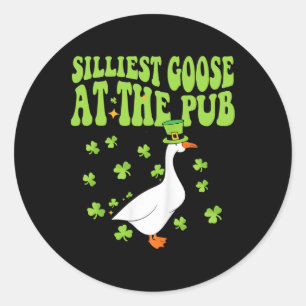 Sticker Rond Oie La Plus Sillieuse Au Pub Shamrock Jour de la S