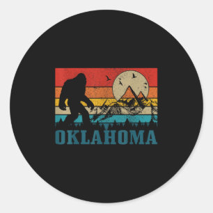 Sticker Rond Oklahoma Bigfoot Vintage Montagnes Randonnée Campi