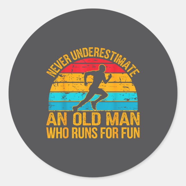 Sticker Rond Old Man Running Humor Fitness Lover Funny Senior R (Devant)
