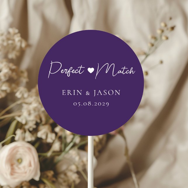 Sticker Rond Parfait accord ! Mariage violet, simple, élégant (Perfect Match! Purple, Elegant, Simple, Heart, Classic, Round, Wedding Sticker.)