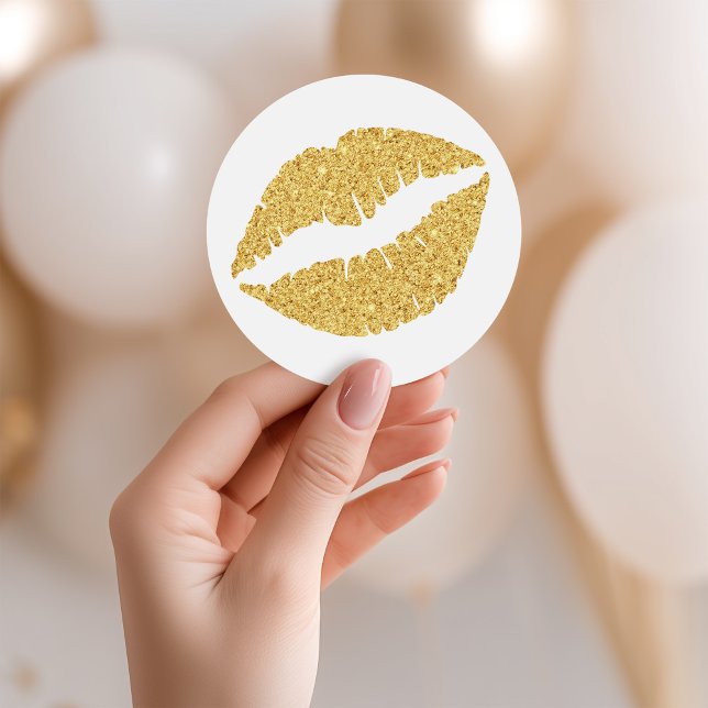Sticker Rond Parties scintillant d'or lèvres (Gold Glitter Lips Classic Round Sticker)