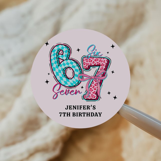Sticker Rond Pastel 67 Six Seven Girl Birthday Party (Créateur téléchargé)