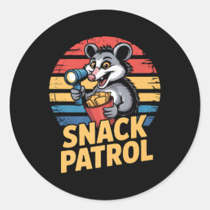 Sticker Rond Patrouille De Snacks Possum Avec Lampe De poche Et