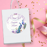 Sticker Rond Peacock fleurs violettes Mehndi mariage indien fav<br><div class="desc">Peacock et fleurs violettes aquarelle mariage indien Mehndi modèle merci pour les autocollants cadeaux. Deux beaux paons fleurs de jasmin mauve glycine suspendus fleurs et guirlandes favorisent autocollants</div>