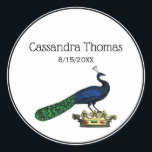 Sticker Rond Peacock héraldique Vintage stylisé sur Couronne C<br><div class="desc">Peacock héraldique vintage sur une couronne Invitations personnalisables et accessoires avec un dessin stylisé Vintage d'un paon sur une couronne. Vous pouvez facilement customiser ces produits en ajoutant des champs de texte, en supprimant des champs de texte existants, en modifiant des images de conception ou en ajoutant des images supplémentaires...</div>