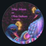Sticker Rond Peacock Jewel Tones Mariage Floral Moody violet<br><div class="desc">Opulent Peacock Jewel Tones Mariage Floral Moody violet Classic Sticker. Ces autocollants complètent sans effort vos invitations de mariage, vos faveurs et votre décoration. Ces stickers vous permettent d'insuffler sans effort les détails de votre mariage avec le charme majestueux des paons et des tons bijoux. Des violets profonds, des bleus...</div>