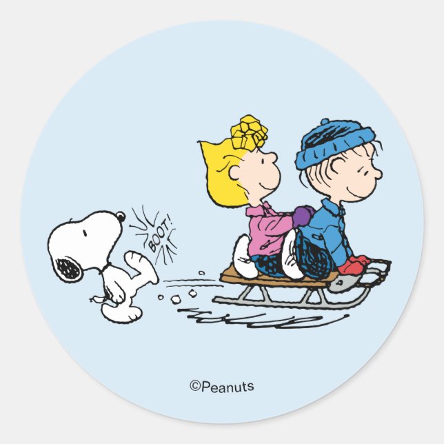 Sticker Rond Peanuts | Snoopy, Sally & Linus Sled Riding (Devant)