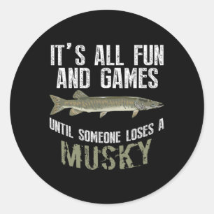 Sticker Rond Pêche drôle de musky muskellunge poisson d'eau dou