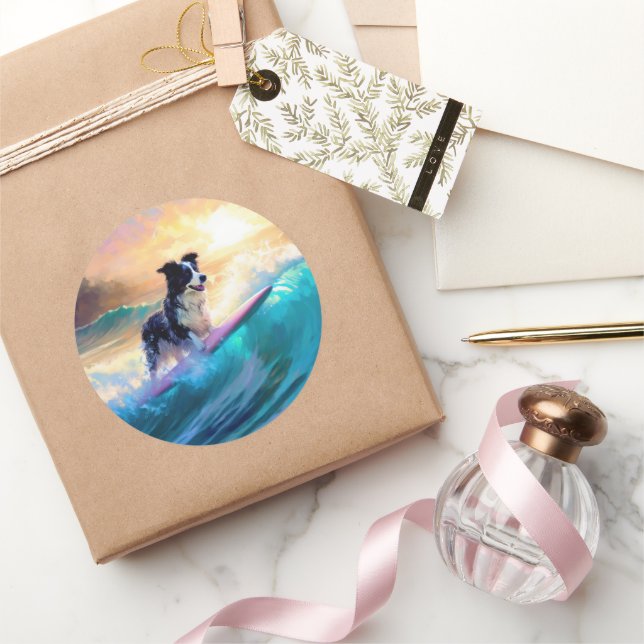 Sticker Rond Peinture de Surf sur Plage de Border Collie (Cadeaux)