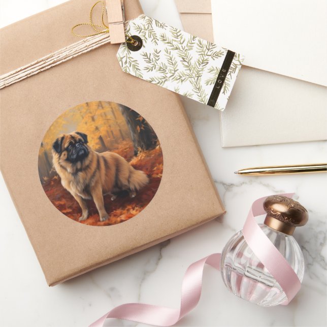 Sticker Rond Pekingese à l'automne Feuilles automne Inspire (Cadeaux)