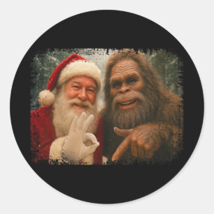 Sticker Rond Père Noël drôle 67 avec Bigfoot Six Sept 6 7 Meme